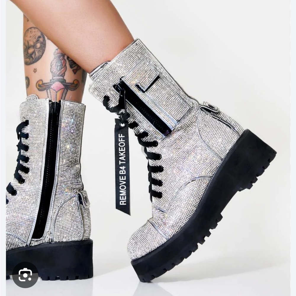 Poster Grl Size 7 Billionaire Bling Boot